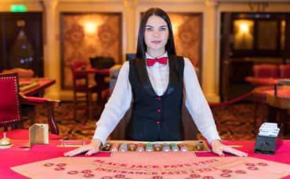 Tischspiele und Live Dealer Spiele