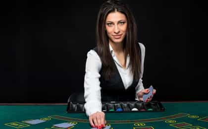 Tischspiele und Live Dealer Spiele