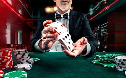Tischspiele und Live Dealer Spiele